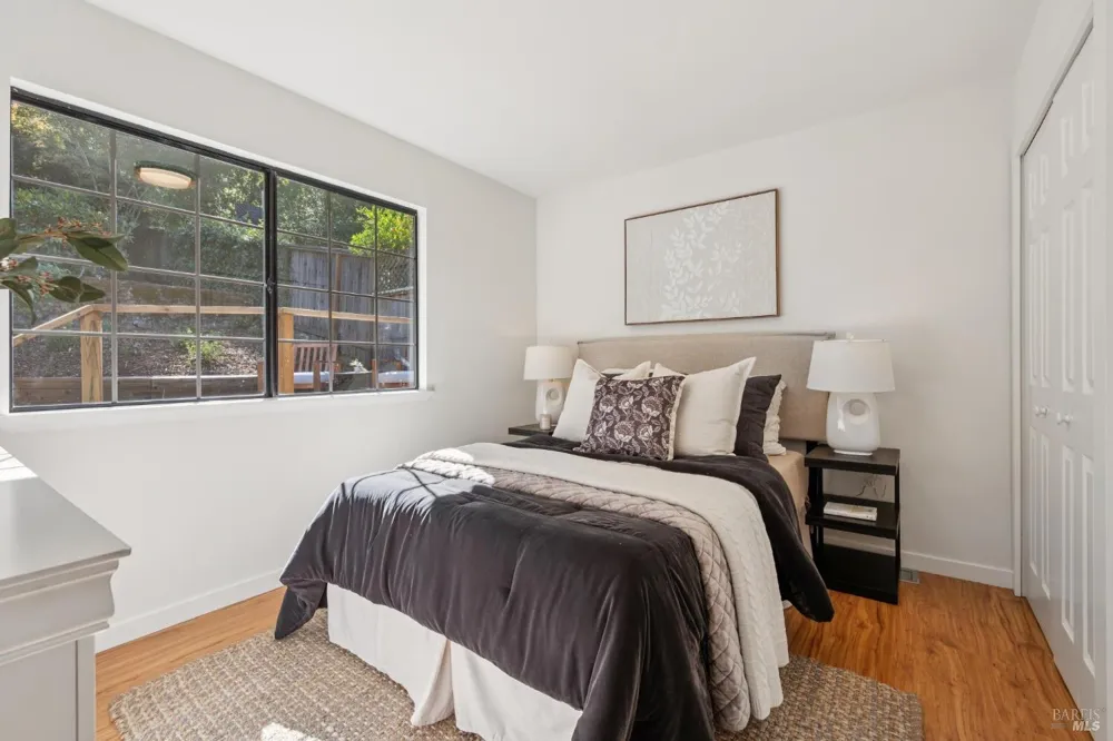 25 Allyn Avenue San Anselmo, CA 94960