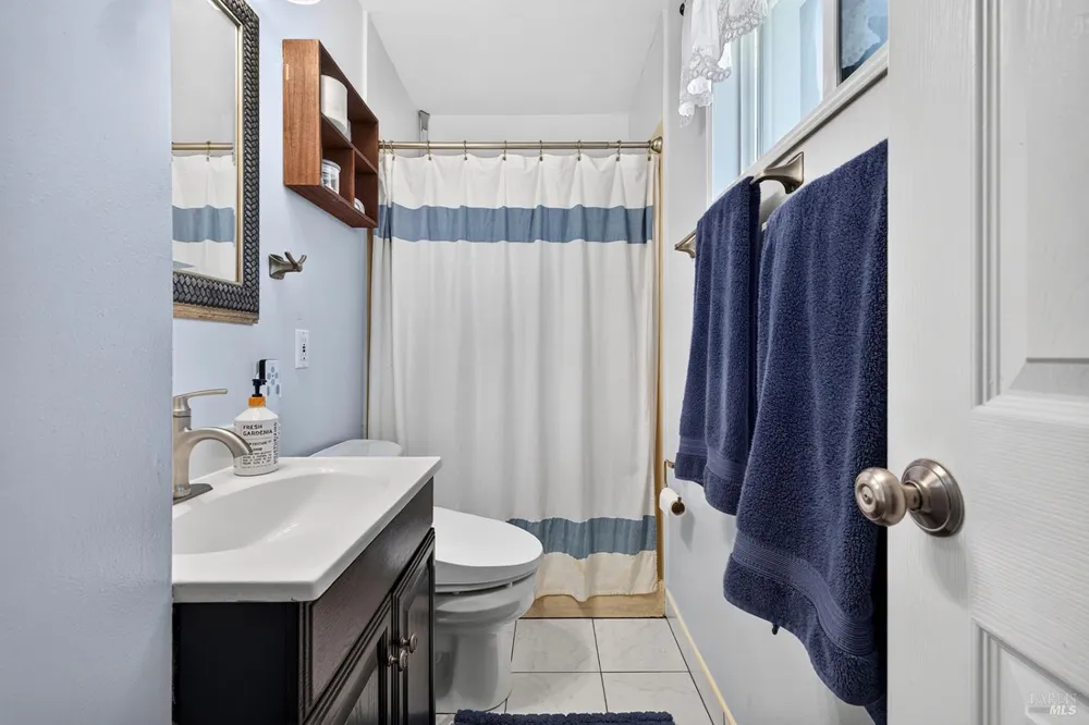 77 Adele Avenue Rohnert Park, CA 94928