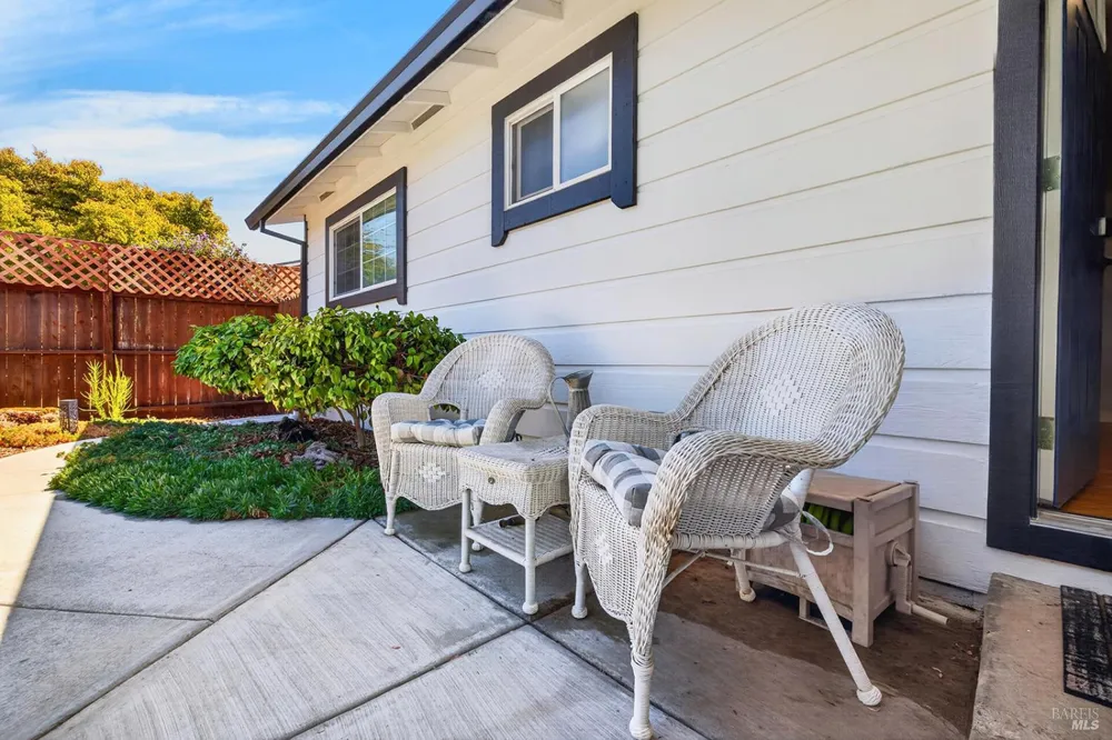 77 Adele Avenue Rohnert Park, CA 94928