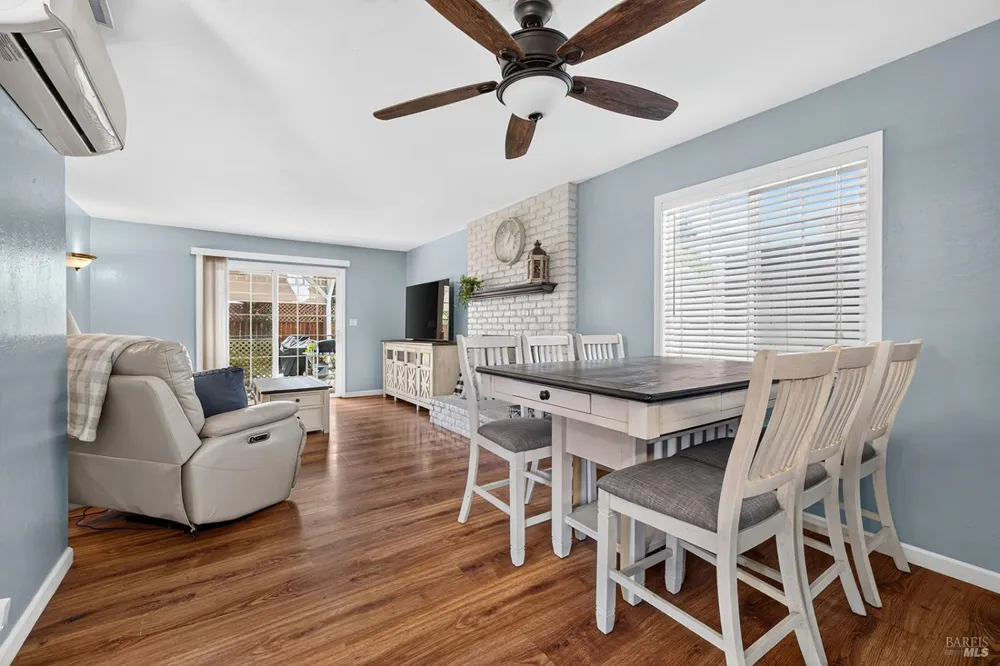 77 Adele Avenue Rohnert Park, CA 94928