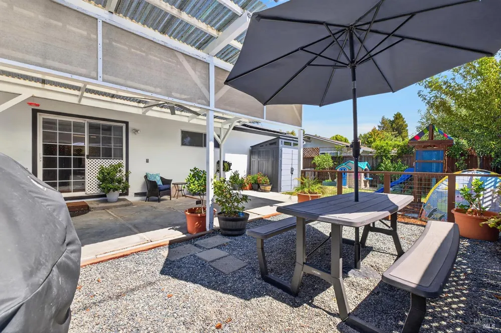 77 Adele Avenue Rohnert Park, CA 94928