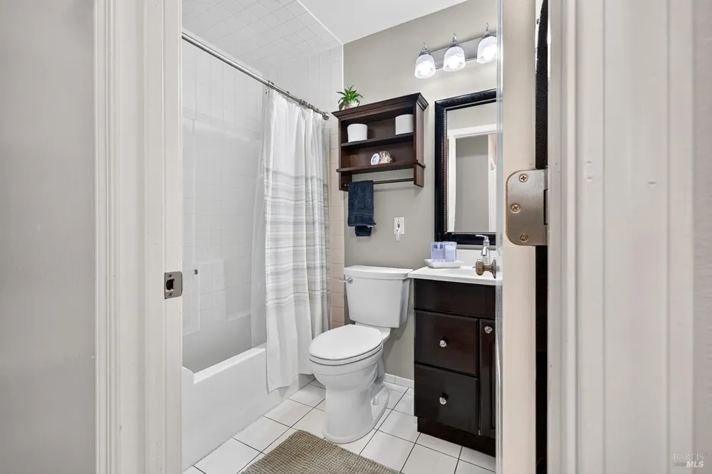 77 Adele Avenue Rohnert Park, CA 94928