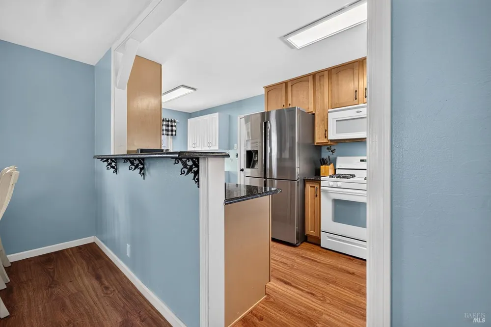 77 Adele Avenue Rohnert Park, CA 94928