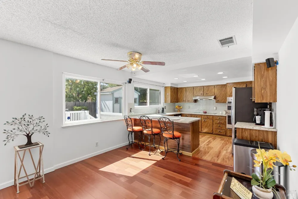 571 Gregory Drive Vacaville, CA 95687