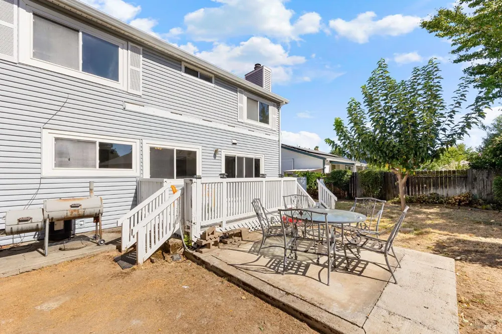 571 Gregory Drive Vacaville, CA 95687