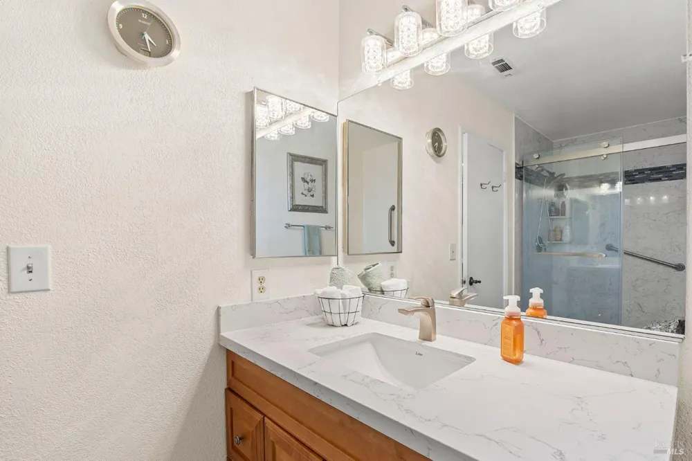 571 Gregory Drive Vacaville, CA 95687