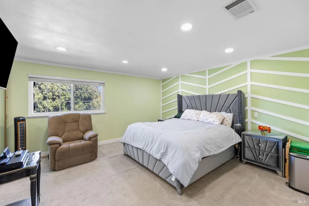 571 Gregory Drive Vacaville, CA 95687