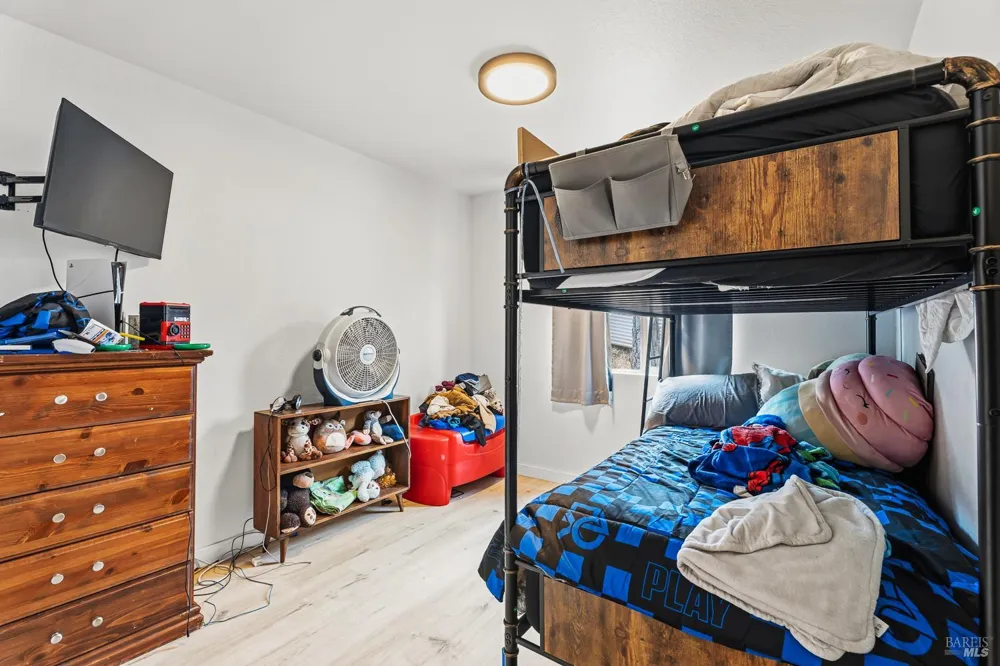 1620 Harrah Drive Willits, CA 95490