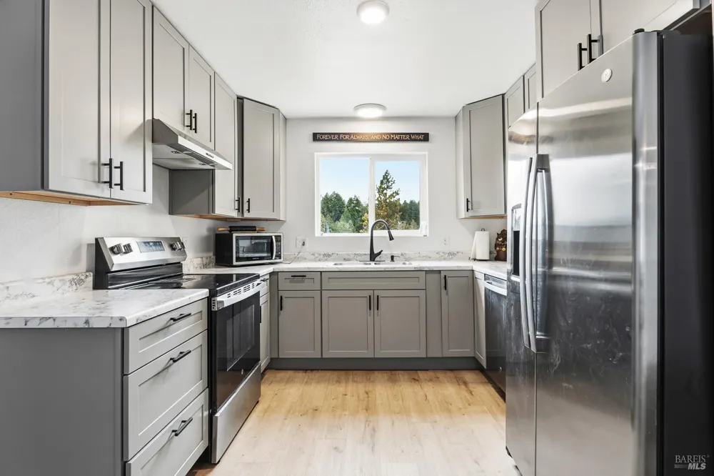 1620 Harrah Drive Willits, CA 95490