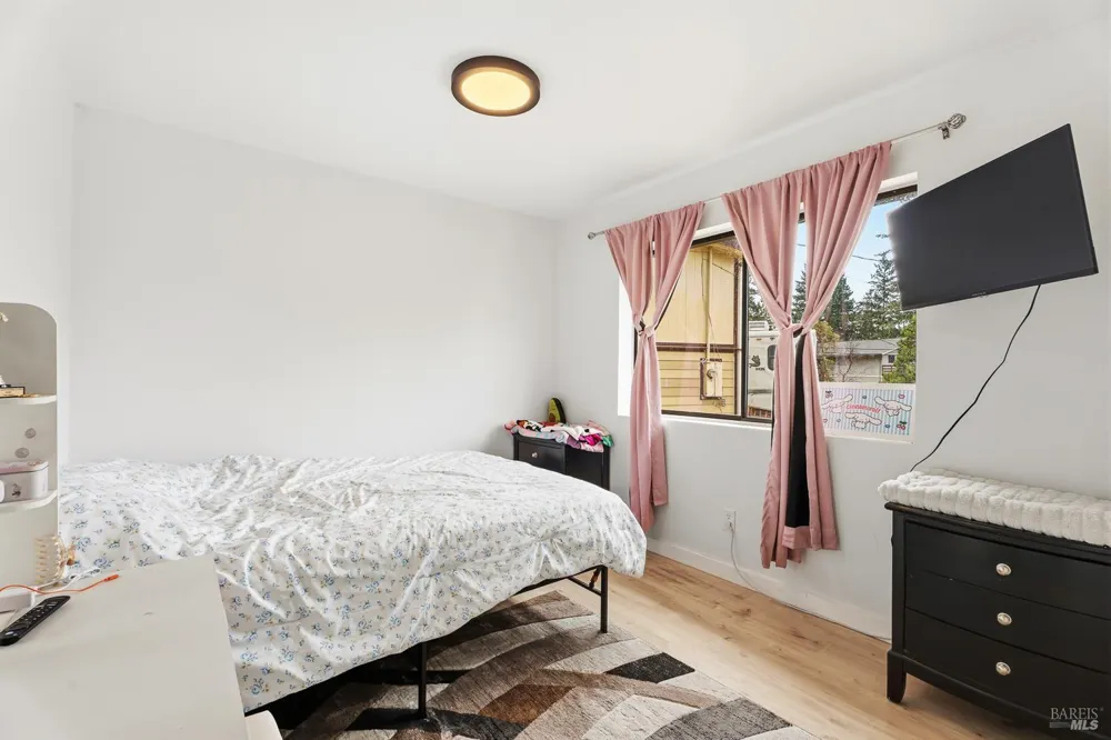 1620 Harrah Drive Willits, CA 95490