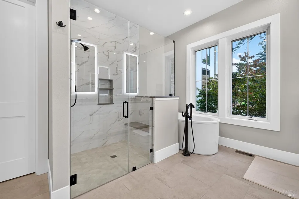 3936 Skyfarm Drive Santa Rosa, CA 95403