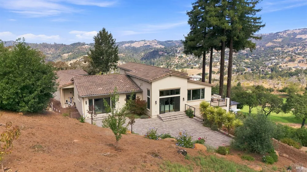 3936 Skyfarm Drive Santa Rosa, CA 95403