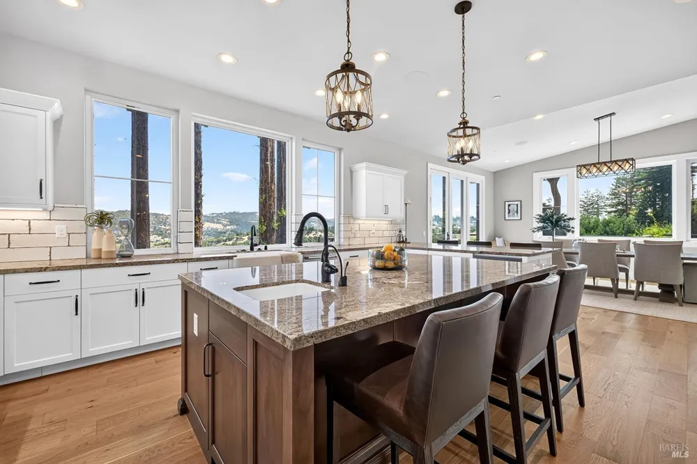 3936 Skyfarm Drive Santa Rosa, CA 95403