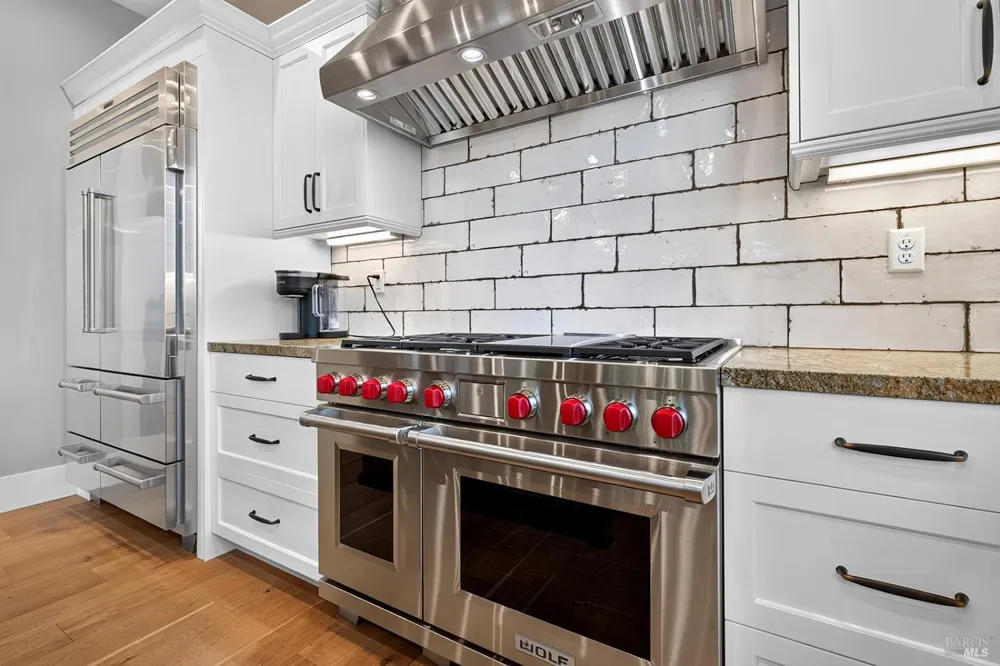 3936 Skyfarm Drive Santa Rosa, CA 95403