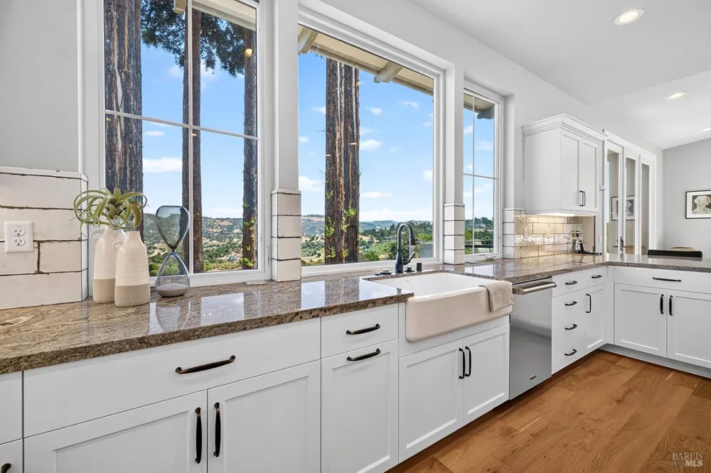 3936 Skyfarm Drive Santa Rosa, CA 95403