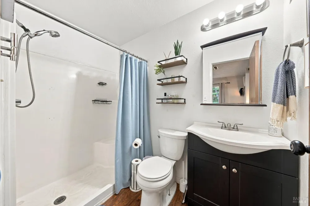 2865 Primrose Drive Willits, CA 95490