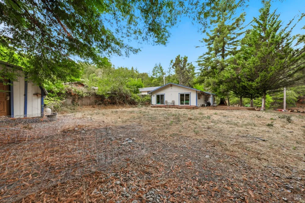 2865 Primrose Drive Willits, CA 95490