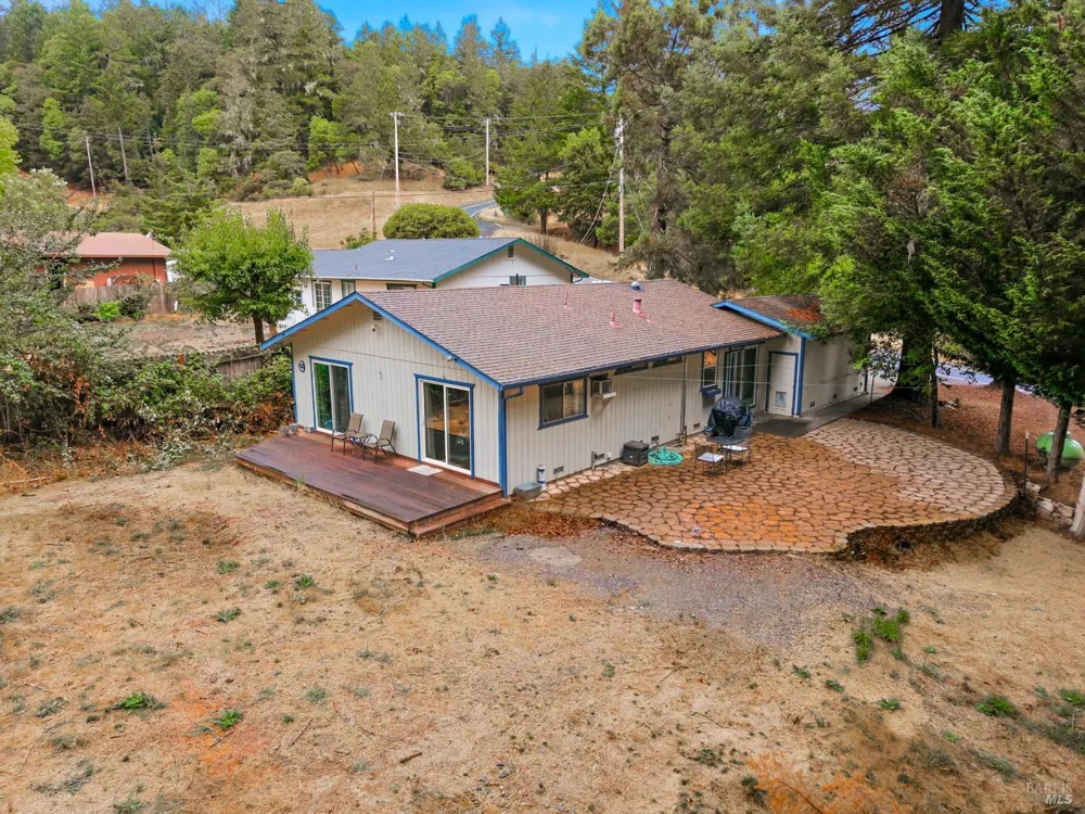 2865 Primrose Drive Willits, CA 95490