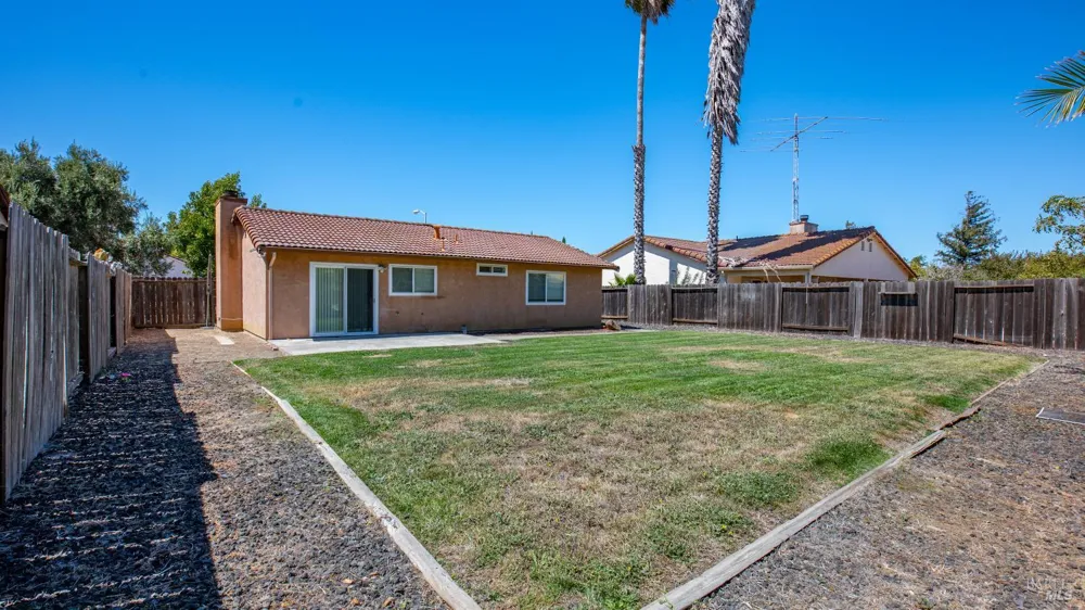 1792 Enterprise Drive Fairfield, CA 94533