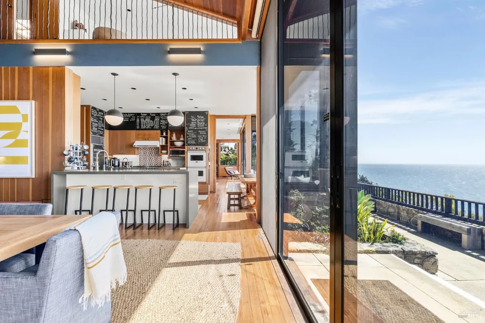 22138 Hwy 1 ##22138 Jenner, CA 95450