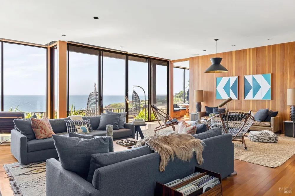 22138 Hwy 1 ##22138 Jenner, CA 95450