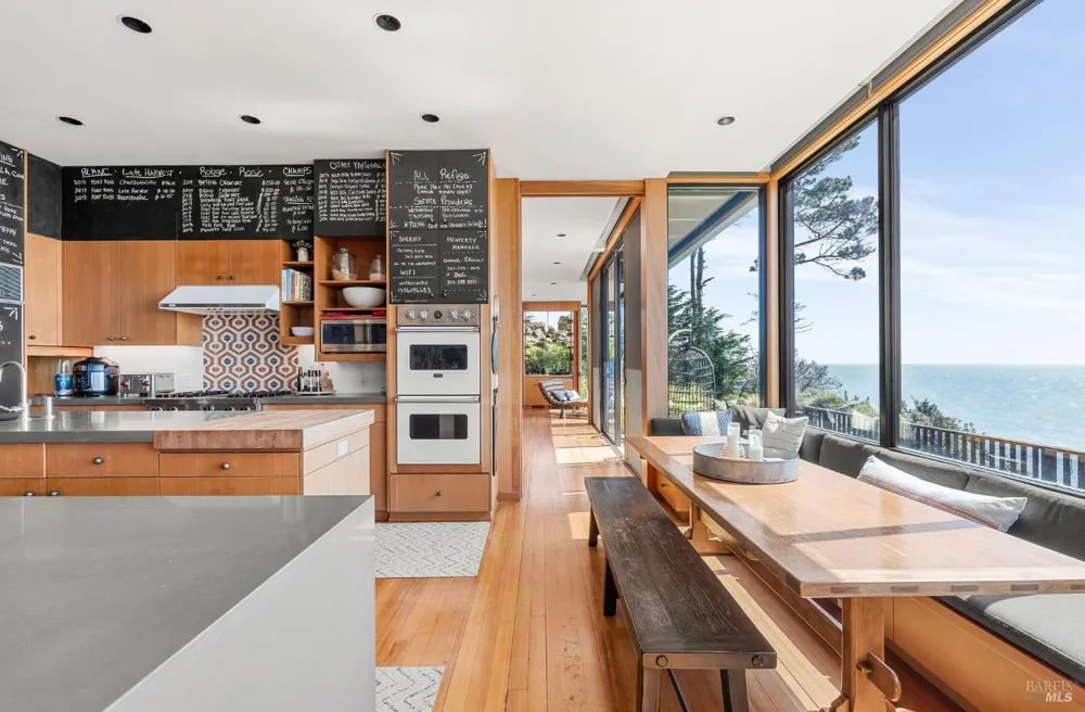 22138 Hwy 1 ##22138 Jenner, CA 95450