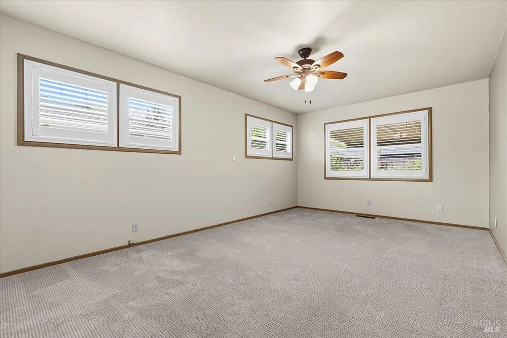 2112 Geary Drive Santa Rosa, CA 95404