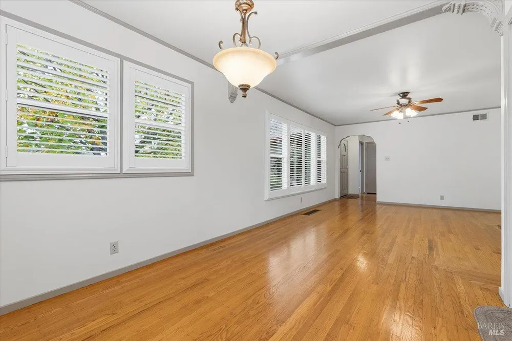 2112 Geary Drive Santa Rosa, CA 95404