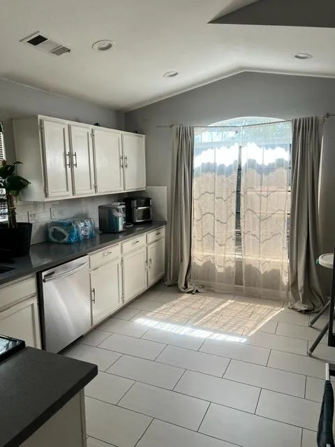 5325 Barbados Circle Stockton, CA 95210