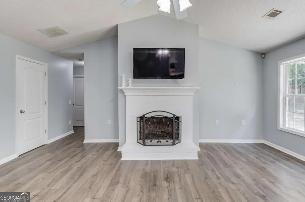 46 Fieldcrest CT Jefferson, GA 30549