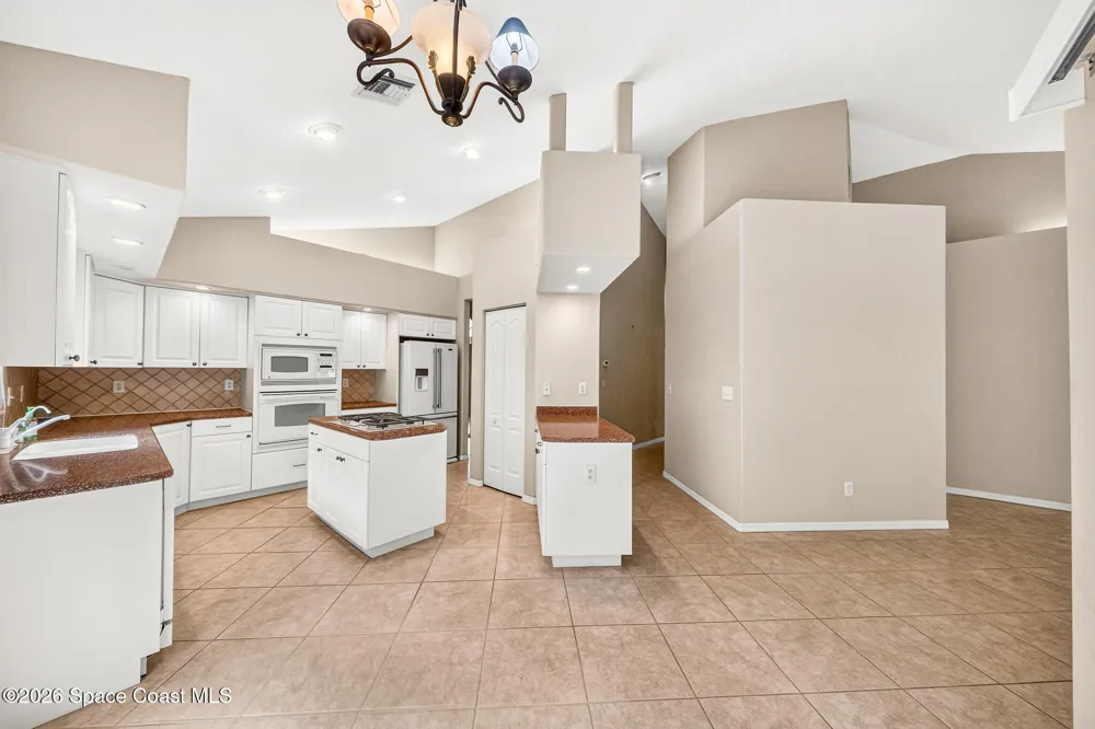 1710 James Circle Titusville, FL 32780