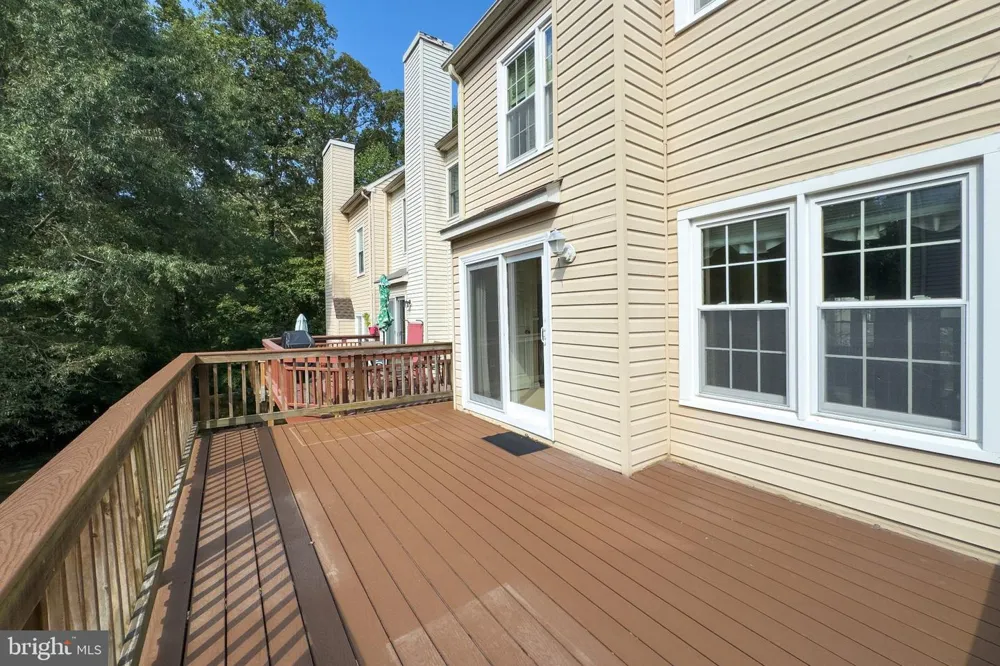 8111 SQUIRREL RUN ROAD Springfield, VA 22152