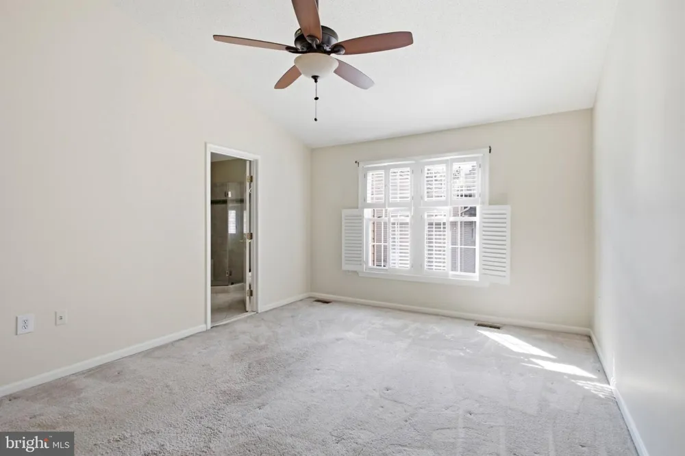 8111 SQUIRREL RUN ROAD Springfield, VA 22152