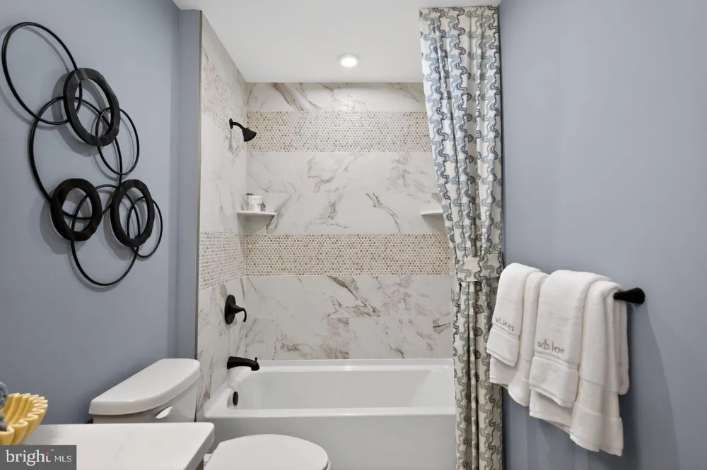 3110 GRANTARTHUR COURT Whitehall, PA 18052
