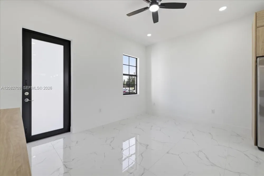 758 Long Distance Ln Lehigh Acres, FL 33974