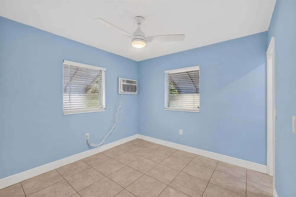 1873 SW 28TH TERRACE Fort Lauderdale, FL 33312