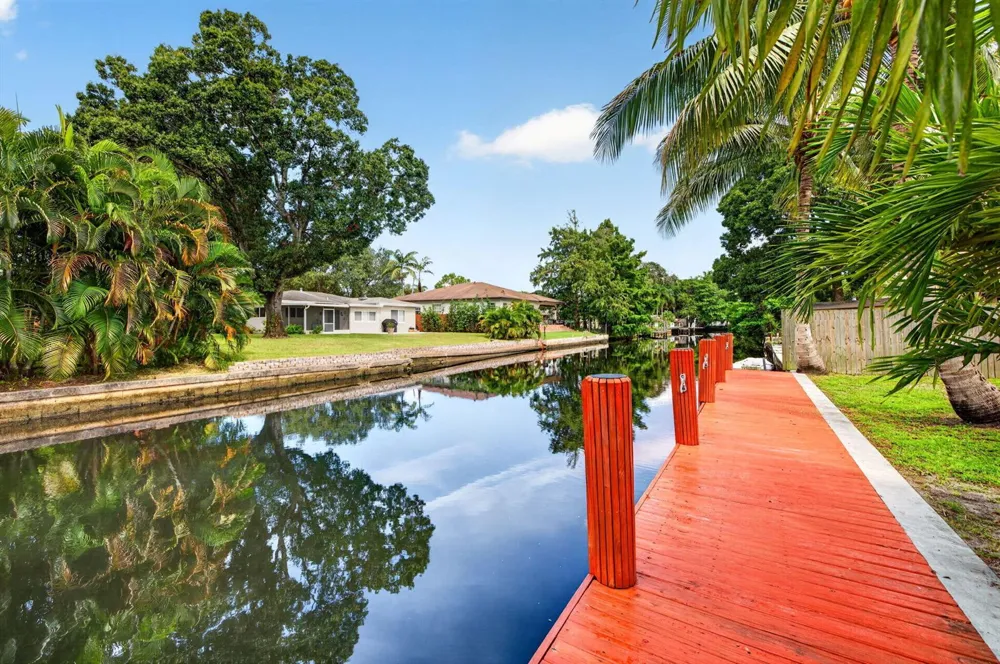 1873 SW 28TH TERRACE Fort Lauderdale, FL 33312
