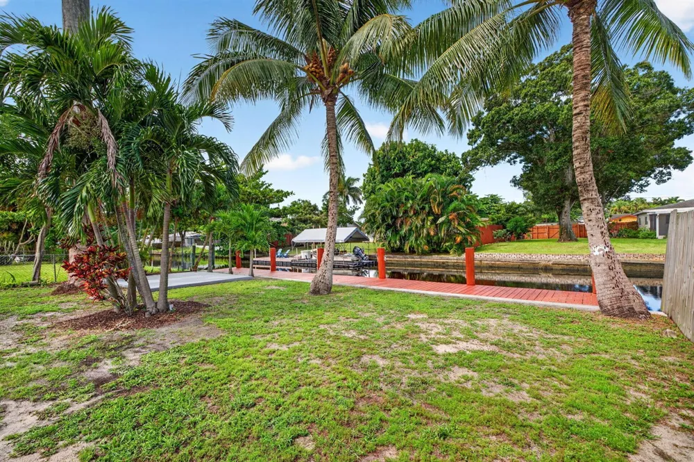 1873 SW 28TH TERRACE Fort Lauderdale, FL 33312