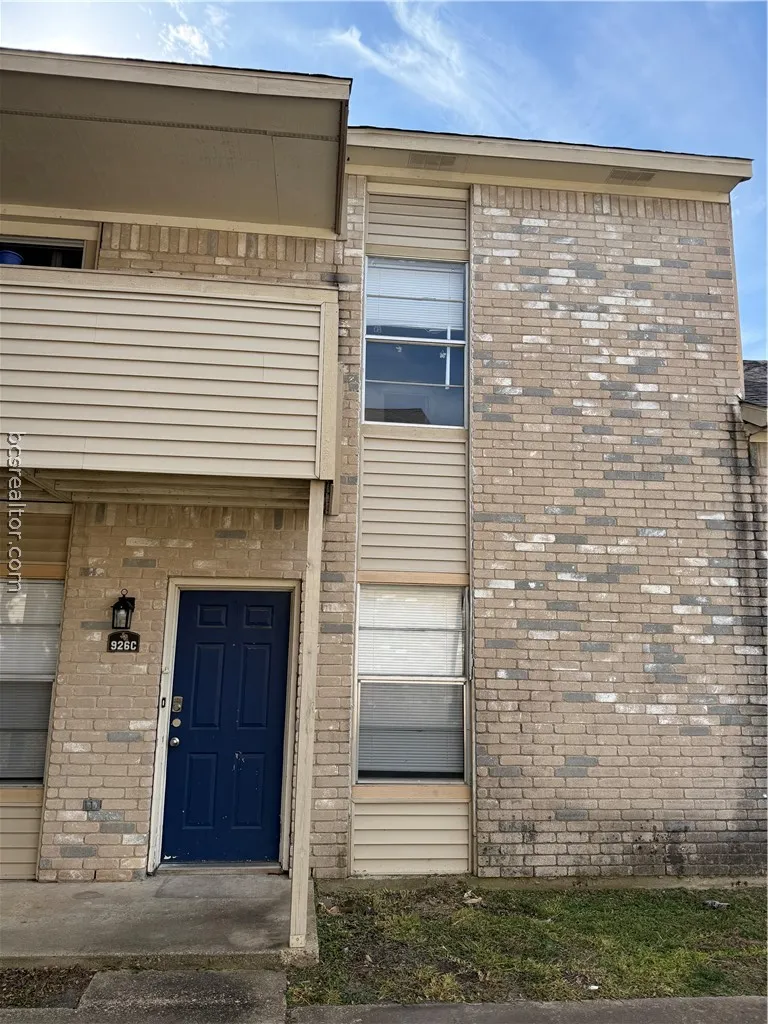 918 Spring Loop #C College Station, TX 77840