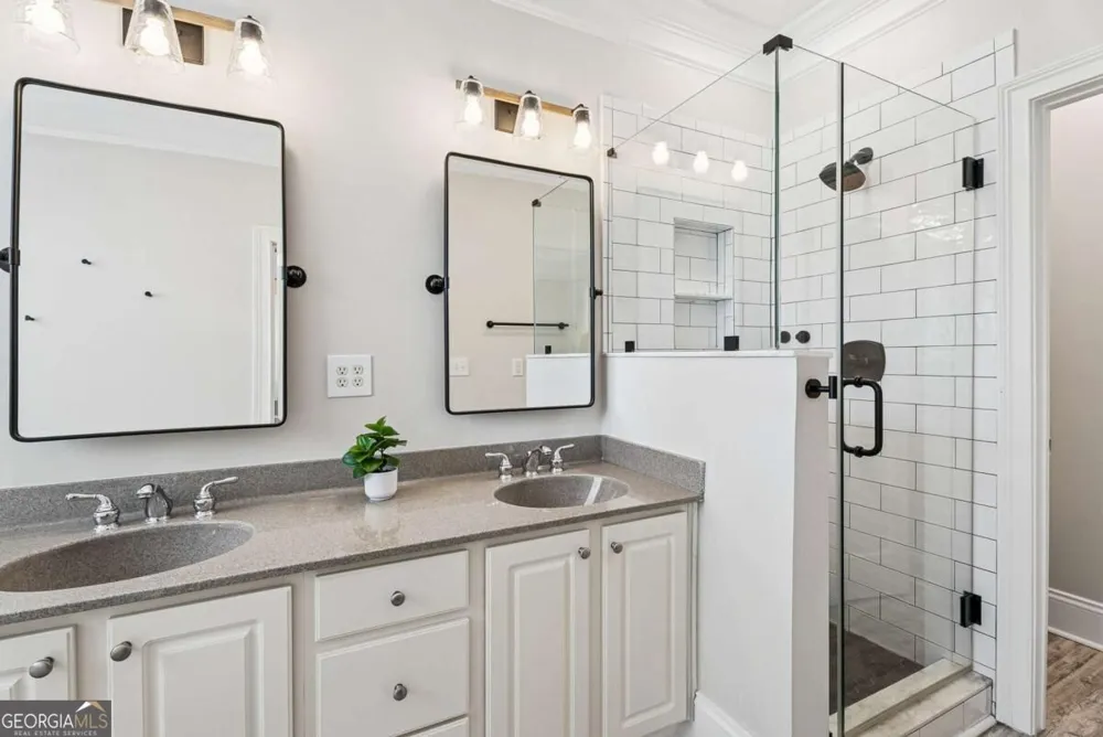 6 Oakhurst TER Decatur, GA 30030