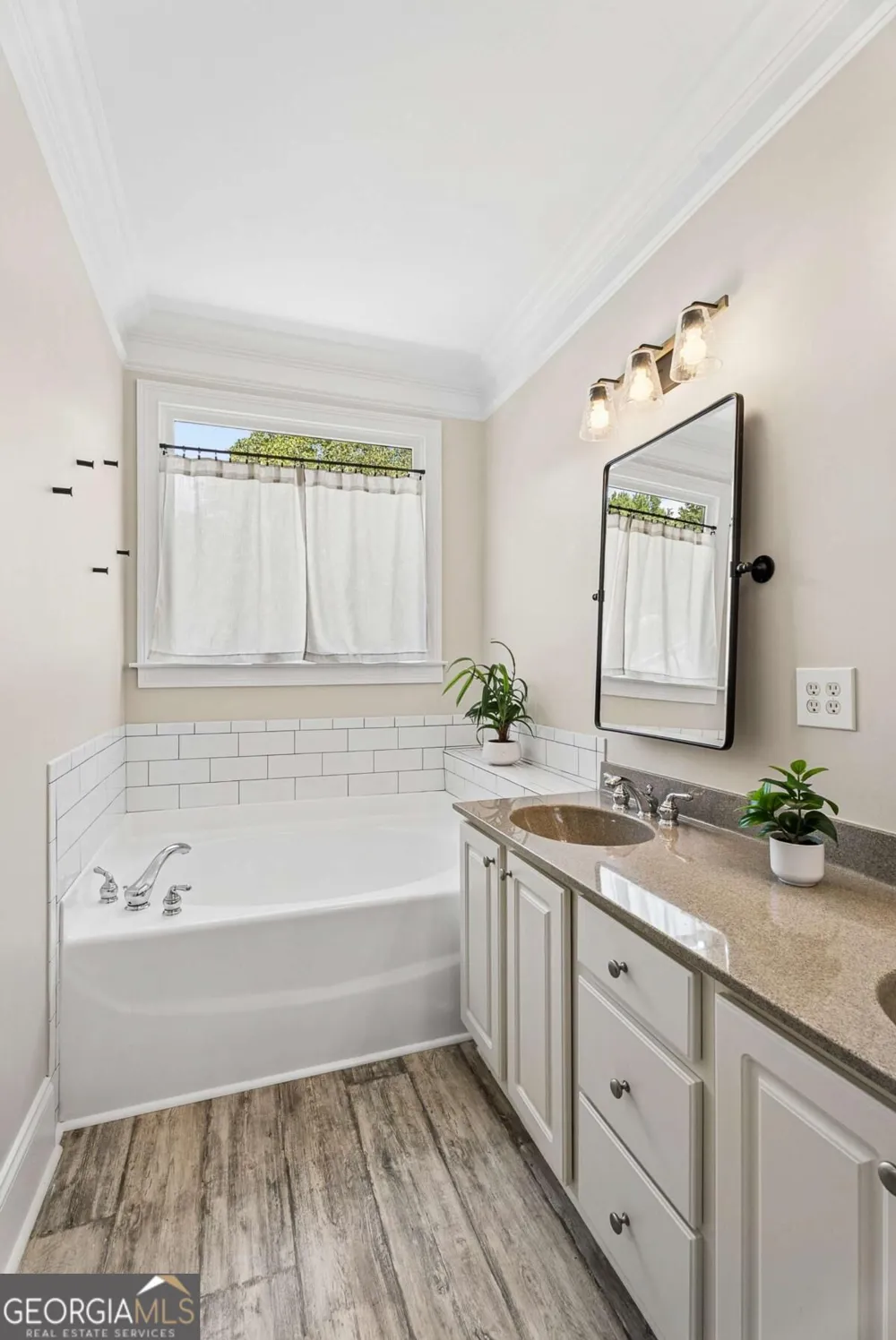 6 Oakhurst TER Decatur, GA 30030