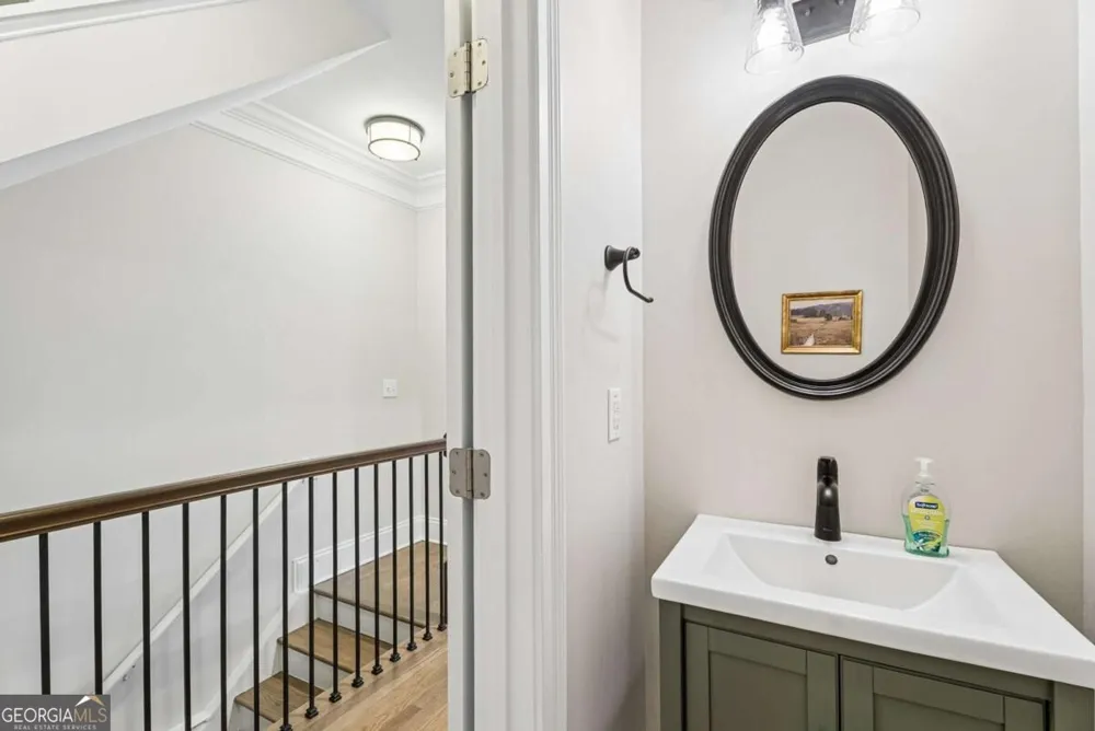6 Oakhurst TER Decatur, GA 30030