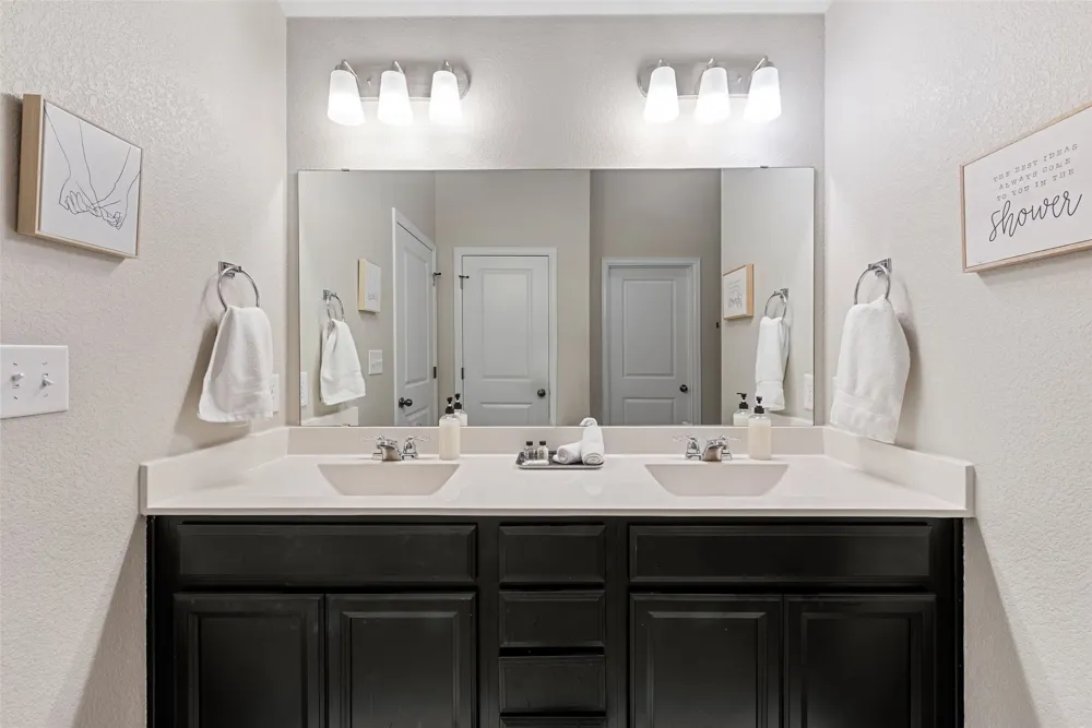 718 Bridgestone Way Buda, TX 78610