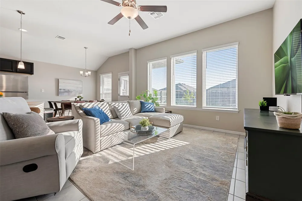718 Bridgestone Way Buda, TX 78610