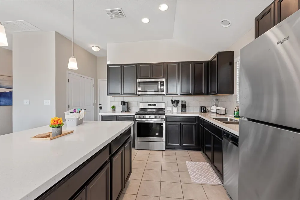 718 Bridgestone Way Buda, TX 78610