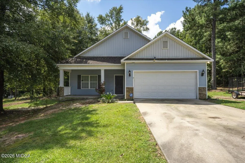 215 Hallie Lane Macon, GA 31211