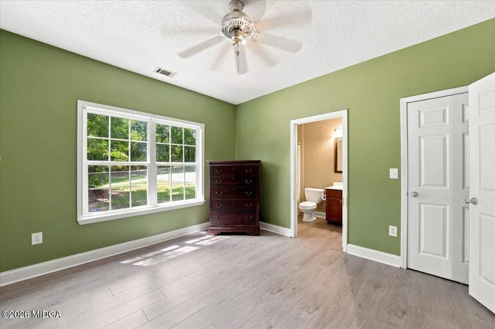 215 Hallie Lane Macon, GA 31211