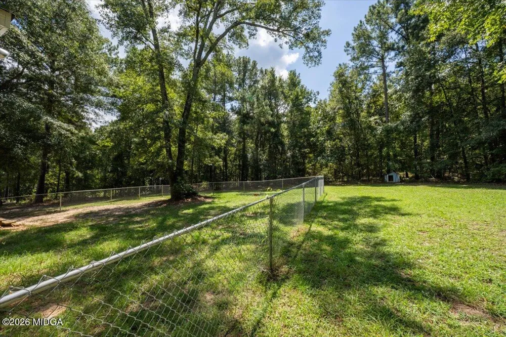 215 Hallie Lane Macon, GA 31211