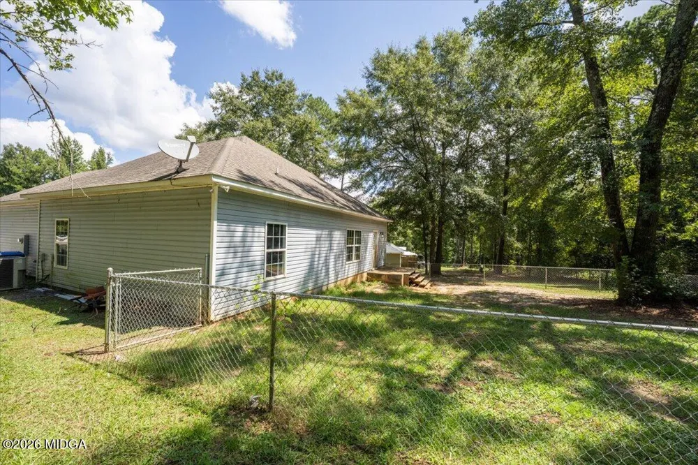 215 Hallie Lane Macon, GA 31211