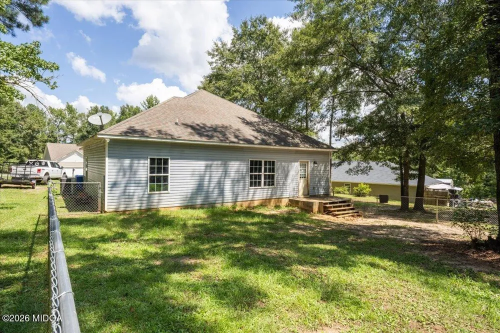 215 Hallie Lane Macon, GA 31211